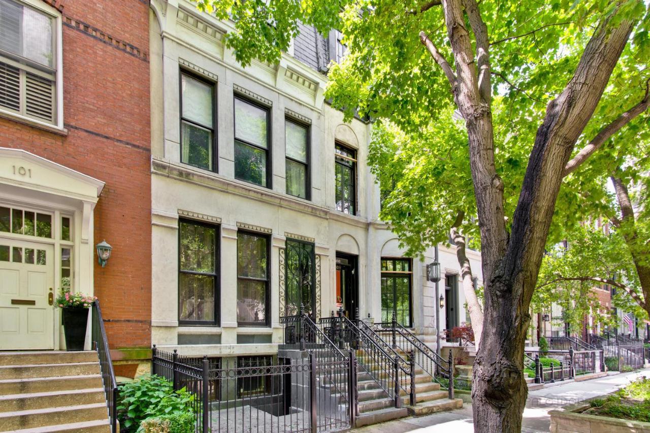 Historic Luxury Townhouse In Downtown Chicago Villa Exterior photo