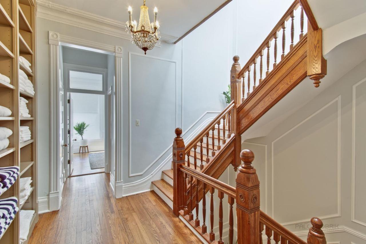 Historic Luxury Townhouse In Downtown Chicago Villa Exterior photo